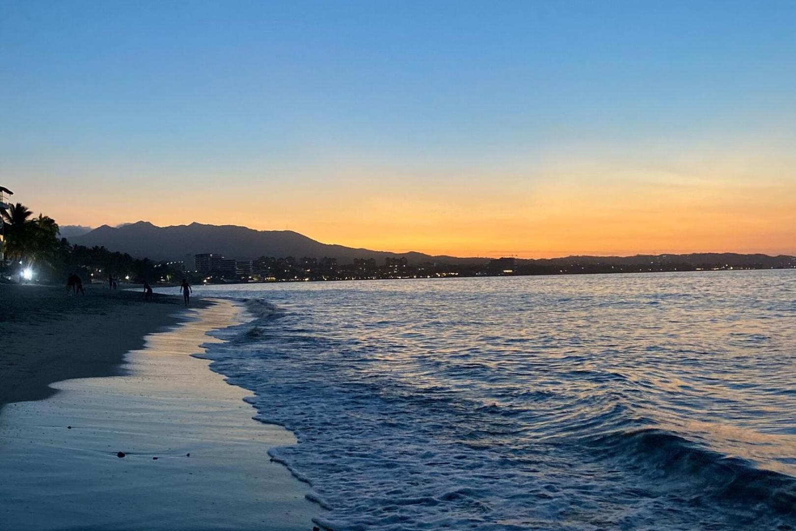 Ocean View, Beach Access & Amenities! Puerto Vallarta Exterior photo
